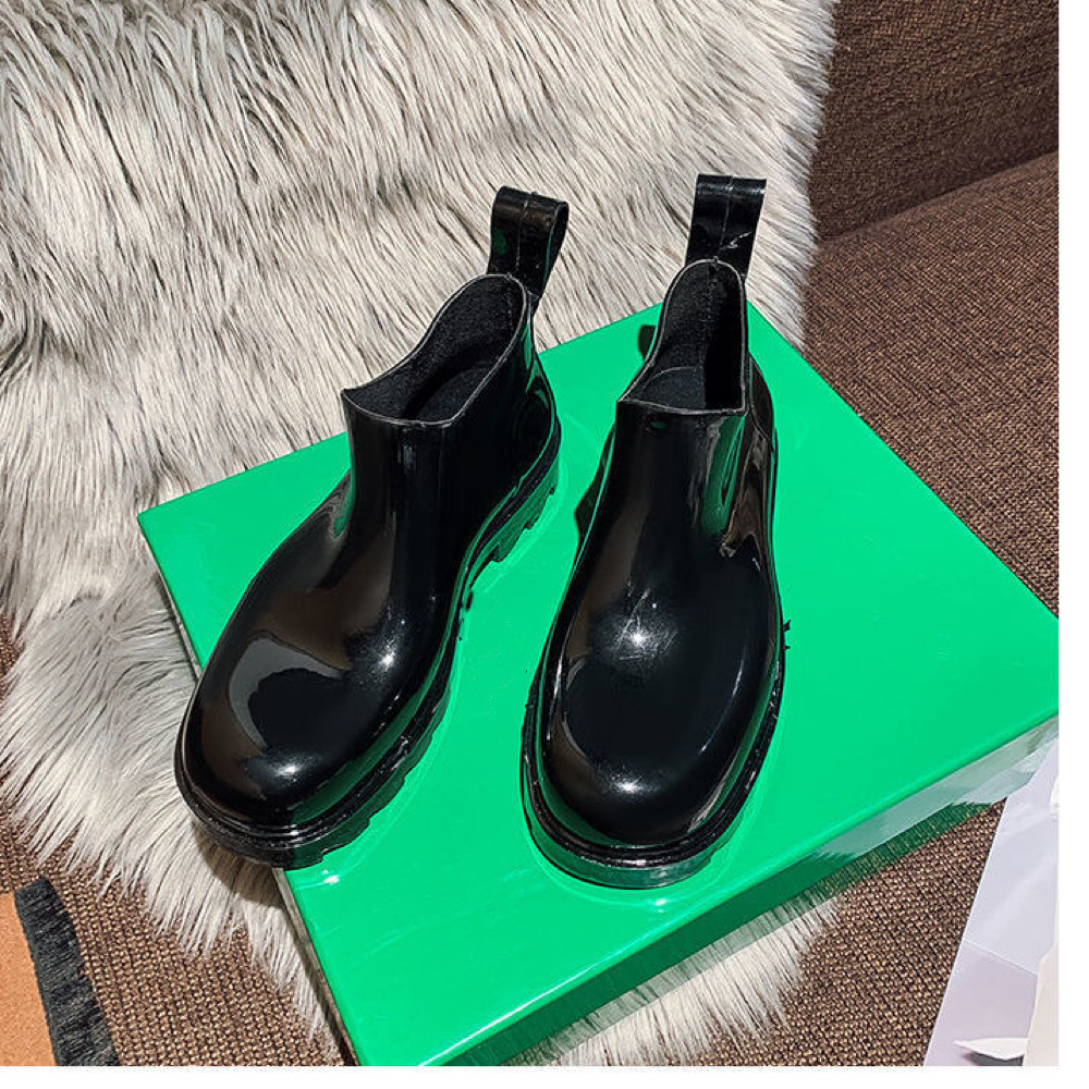 Nowe męskie i damskie buty deszczowe grube podeszwy wodoodporne krótkie buty deszczowe designerski luksusowy cukier