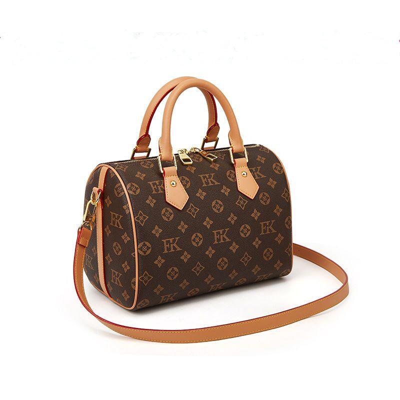 2023 Traveler clássico Bolsa rápida 30cm Moda feminina Pillow Mono Pillow Bolsa Bolsas Crossbody Coin Burse HH671279Q