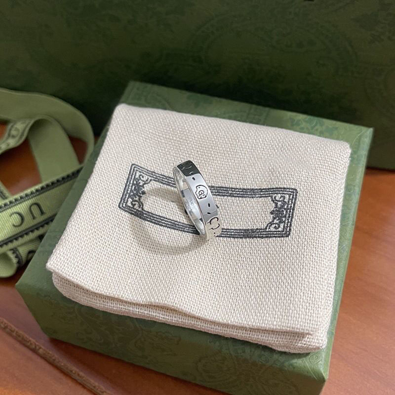 Luxurys Designers Ring Classic Luxury Fashion Designer Rings Lovers Lovers Lovers Jewelry Versatile Jewelrys結婚式の誕生日ギフト愛好家2236