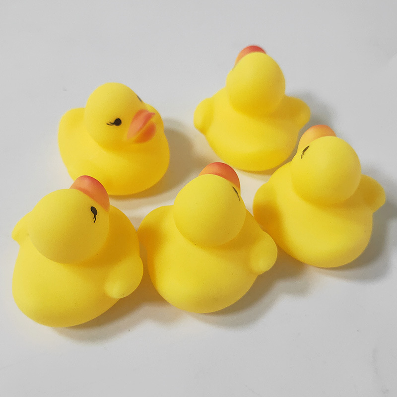 Bébé mignon bain eau jouets Mini canards en caoutchouc jaune enfants bain petit canard jouet enfants natation plage cadeaux