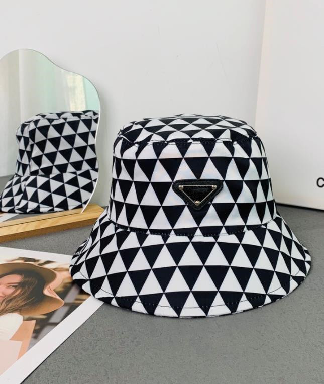 Capas de cubo de diseñador Sombreros Panamá 2022 Fashion Bonnet Beanies Sun Womens Fisherman Capbacks Fedora Fedora Mujer Luxur9023739