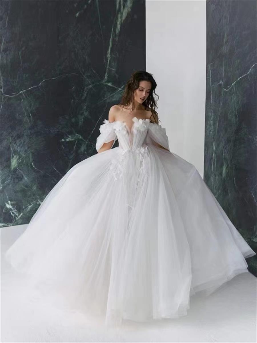 French Wedding Dress New Bride Sen's Super Fairy Dream Escape Princess Flower White One Shoulder FN8485