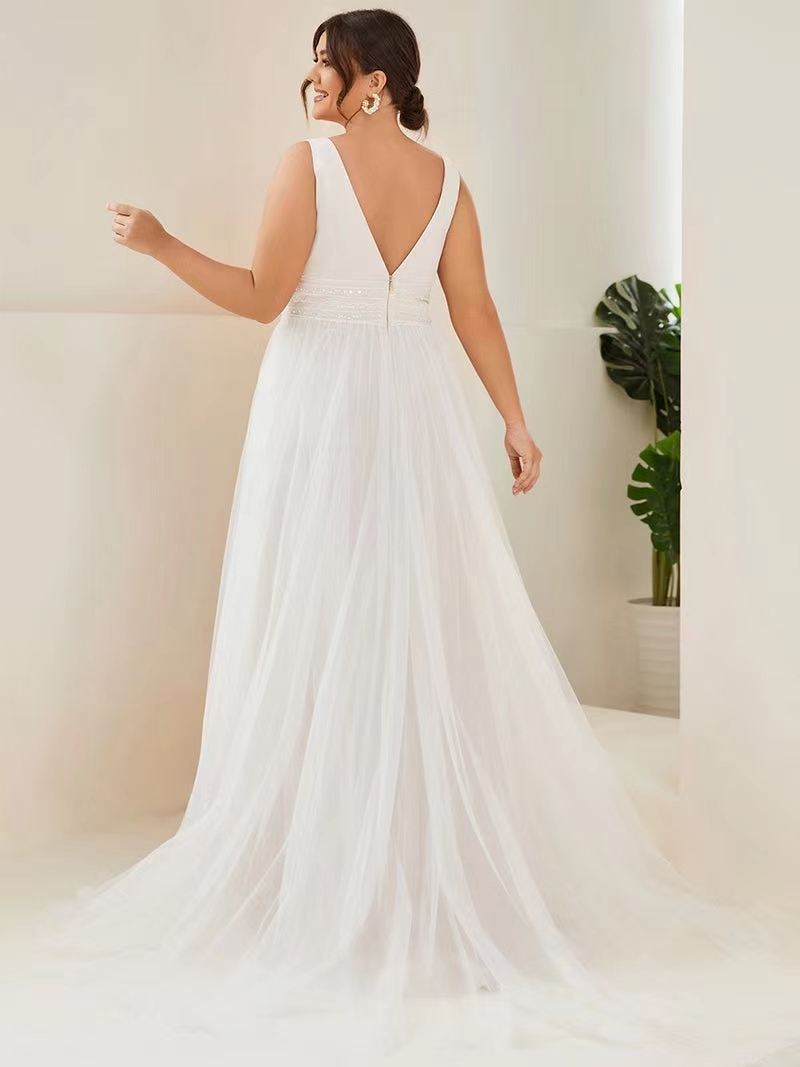 Abito da sposa bianco con scollo a V profondo e scollo a V taglie forti AIV16