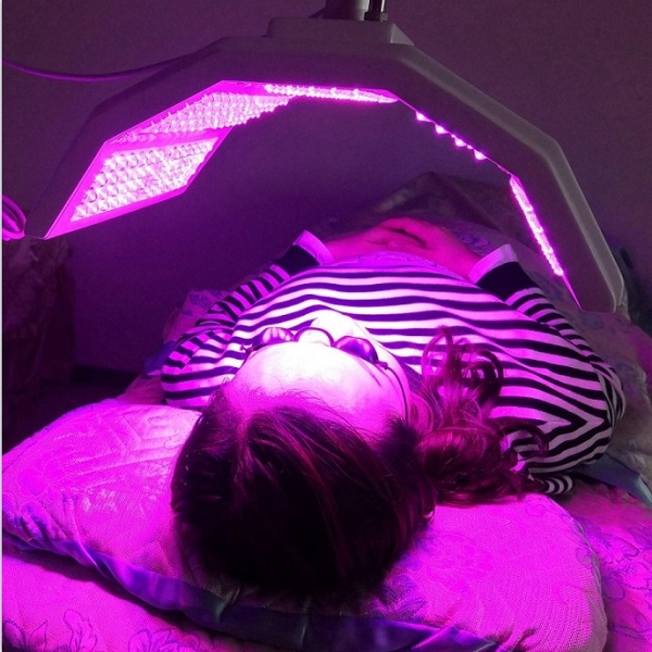 PDT-LED-Lichttherapie, Hautstraffungsmaske, Mitesserentferner, Vakuum, HF-Ultraschallwäscher, Reinigung, Verjüngung, Sauerstoffstrahl, Peeling, Spa-Ausrüstung, photodynamisches PDT