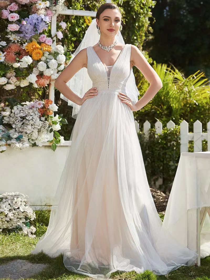 Abito da sposa bianco con scollo a V profondo e scollo a V taglie forti AIV16