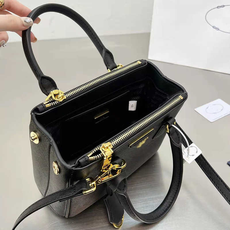 Designer Women Galleria Saffiano Tote Bag Italy Milano Brand Classic Leather Shoulder Handbags Lady Killer Shopping Crossbody Handbag Luxurys Designers Bags