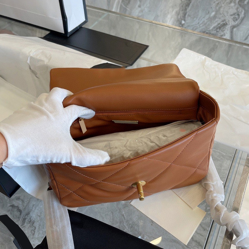 Kobiety 19 serii Lambskin Cross Body Pikowane torby Klasyczna pojedyncza klapa prawdziwa leaather z numerem seryjnym Luksusowe torebki projektantów dużych pojemności 26 cm
