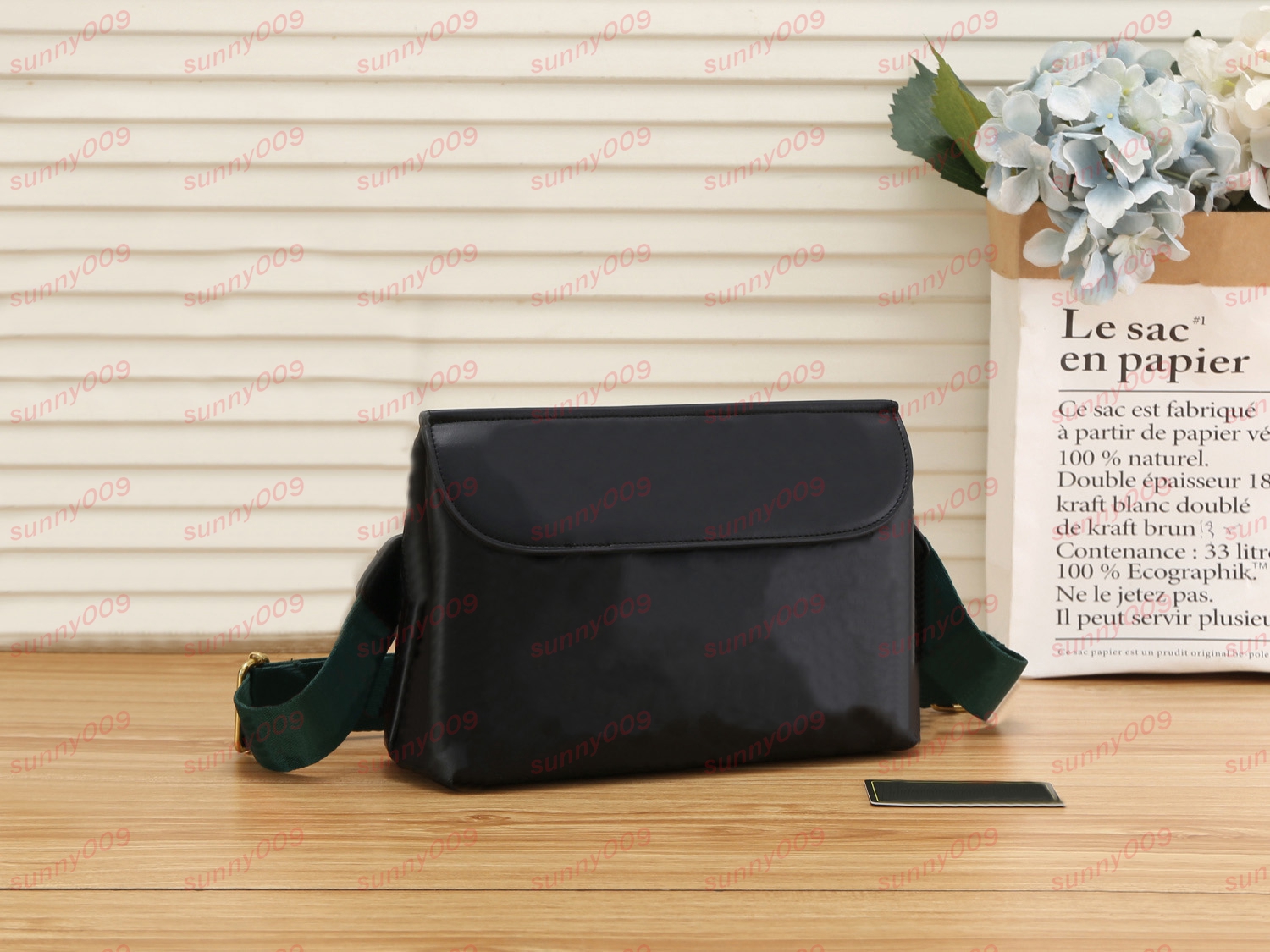 Lüks Crossbody Bag Tasarımcılar Lady Geniş Omuzlar Strap Kabartmalı Desen Postacı Çanta Cep Telefon Çantaları Koltuklu Paket