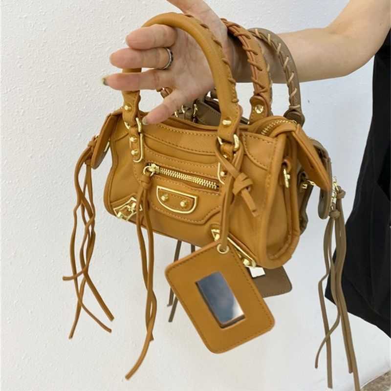 Bolso de diseñador de lujo 2022 Bolsas de locomotora Guapo Versátil Alta apariencia Vintage Moda Clásico Portátil Oblicuo Volver Venta directa de fábrica