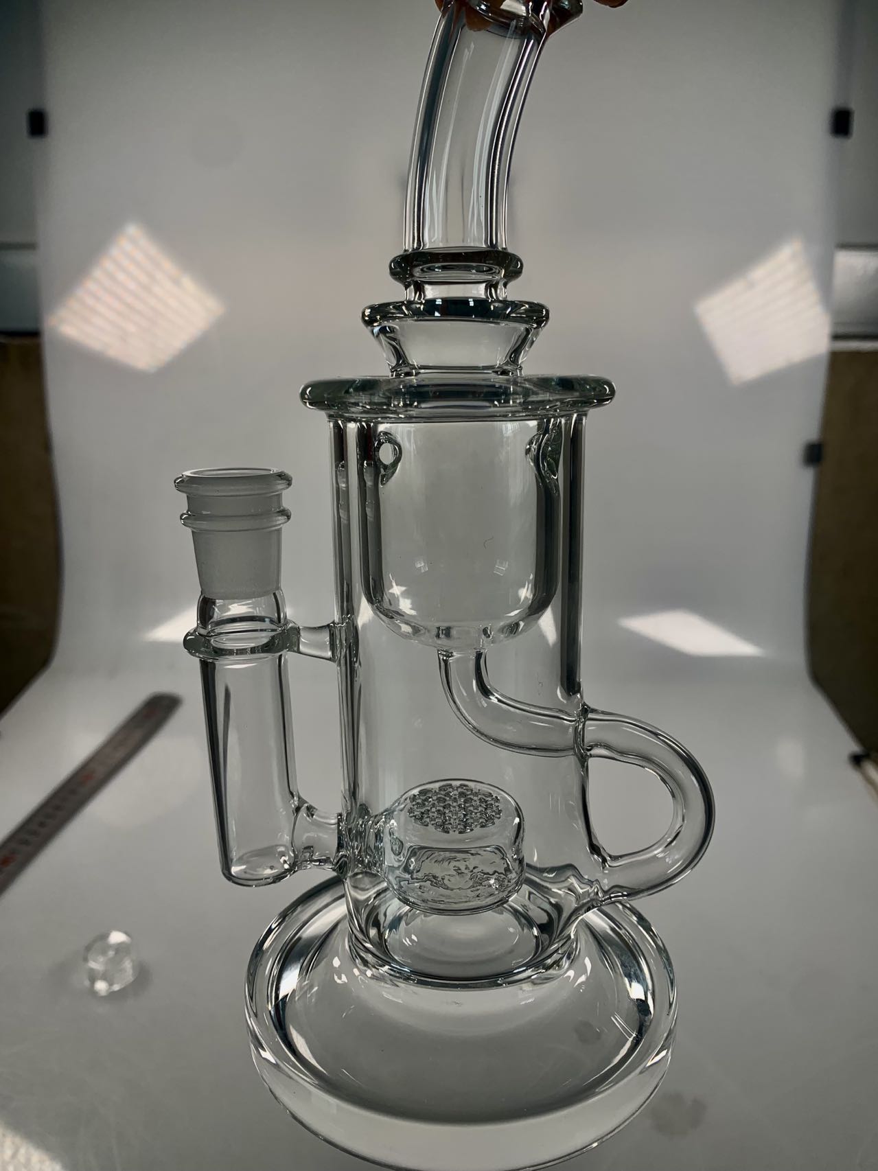 2022 Gravity Bong Honeycomb Glassphone Rookaccessoires Hookahs Cakebelt Ash Catchers Oil Burner Pijp Glas Fume Hookah beker Recycler Bongs Lasergravure