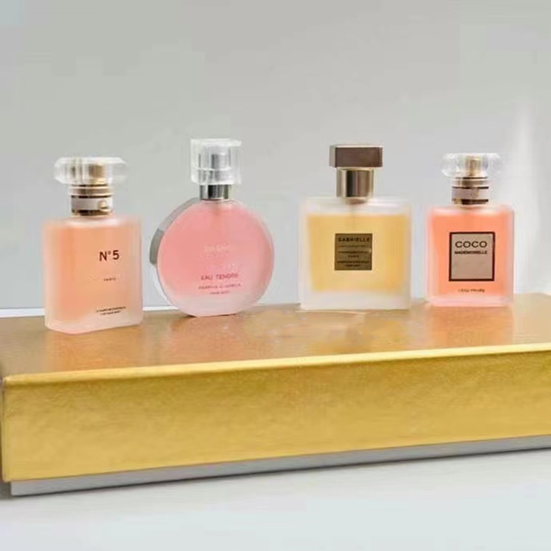 Famous Women Parfum Suit N5 COCO CHANCE Anti-transpirant Deodorant Spray 25mlx4 Body Mist Langdurige geur Geur voor cadeau Natural Ladies Cologne Goede geur
