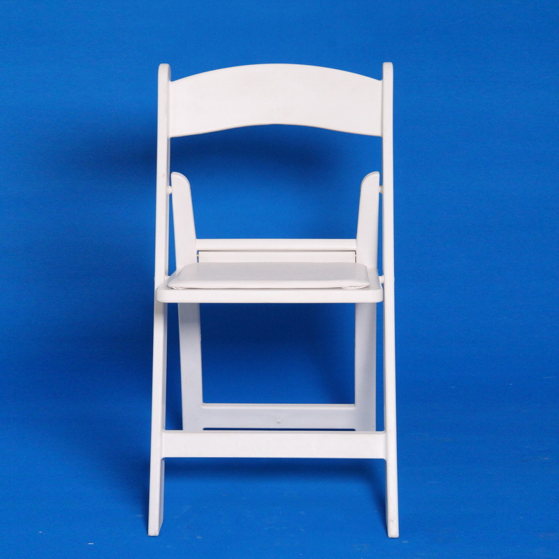 Wesele Party Składane krzesła Biała czarna żywica Wygodne wydarzenie krzesło ogrodowe Akcesorium ślubne