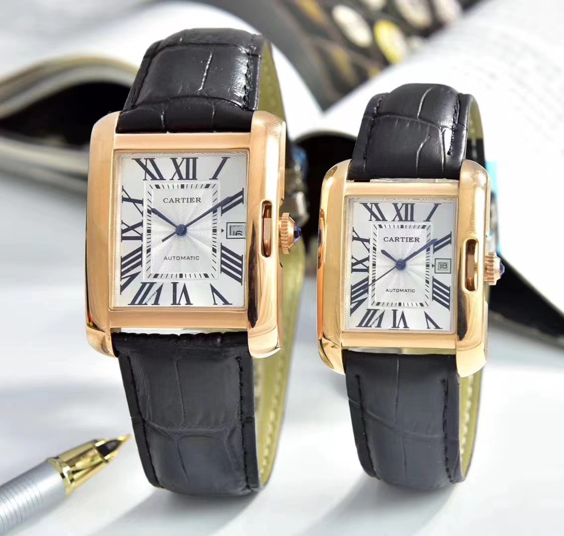Se till Mans Designer Watches Square Watchs rörelse Storlek 35 30mm läder rostfritt stål armband safir glas vattentätt wom280f