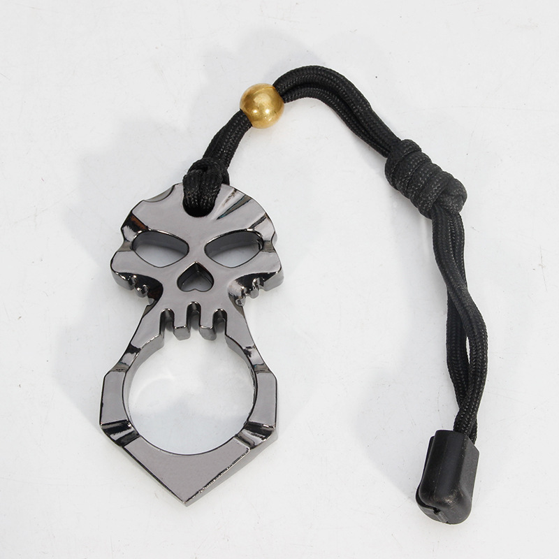 Zelfverdediging Keychains Emergency Escape Broken Window Tool Persoonlijke Safty Talon Skull Keychain Charm CAR Keychain 