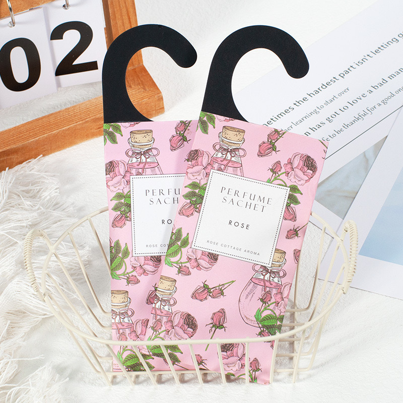 Wholesale Car Air Freshener Fashion Perfume Sachet Room Closet Lavender Rose Fragrance Bags with Hanger