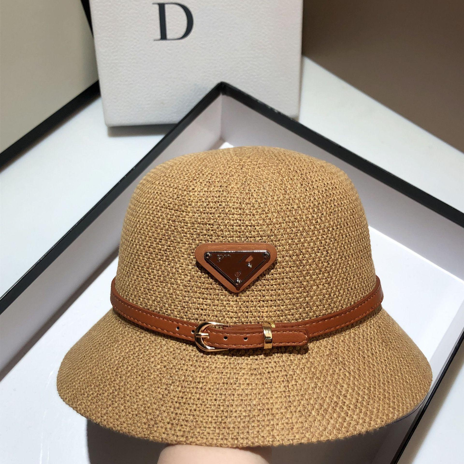 Cappello da bacino sagomato lavorato a maglia autunno e inverno del designer di marca cappelli da pescatore con cintura a triangolo rovesciato europeo e americano alla moda 294v