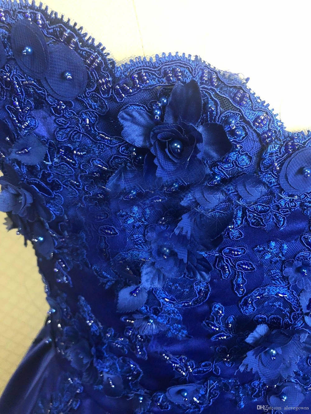 New Royal Blue Ball Gown Cheap Prom Dress Off the shoulder Lace 3D Flowers Beaded Corset Back Satin Evening Formal Dresses Gowns