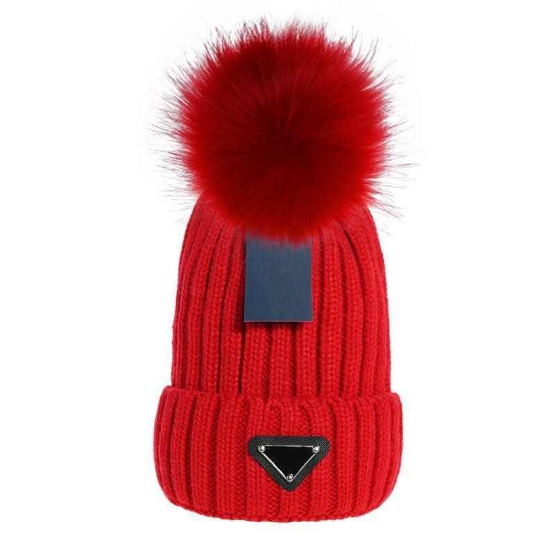 Bonnet chaud d'hiver pour femme, nouvelle mode, grand pompon en fausse fourrure, chapeau à pompon tricoté, casquette de Ski, noir, bleu, blanc, Pink329R