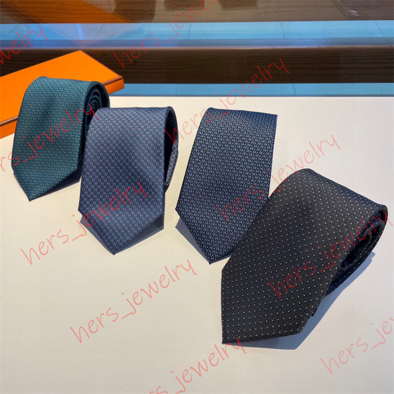 Cravatta da uomo di lusso Maillons Entrelac Cravatte firmate Lettera di seta Ricamo Rotolo a mano Bowtie 4 Stile Cravatta di marca Festa del papà Gift300R