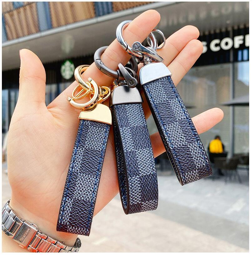 Creativity Presbyopia Print Car Keychain Bag Pendant Charm Jewelry Keyring Holder for Men Gift Fashion PU Leather Flower Grid Desi223G