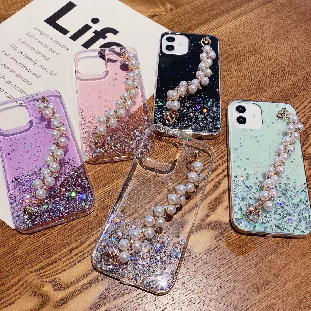 손목과 함께 Chian Strap Pearl Bracelet Phone Case for iPhone 15 14 Pro 13 Pro Max 12 11 X XR 8 7 6 부드러운 TPU 블링 반짝이 다이아몬드 스팽글 포일 투명 반짝 반짝 반짝 반짝 반짝입니다.