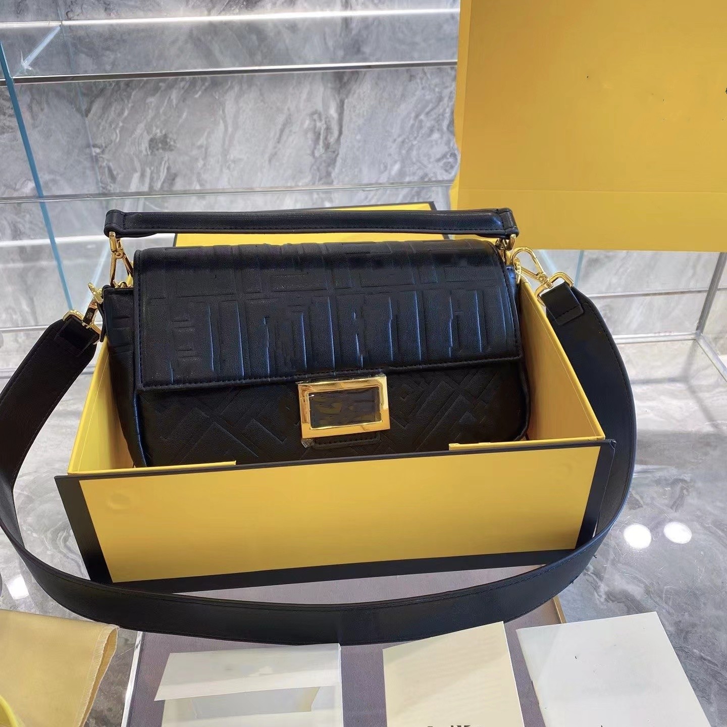 Crossbody Bags Baguette Handbags Purse Chain Shoulder Bag Fashion Full Letter Genuine Leather Flap Golden Hasp Handle Tote Removable