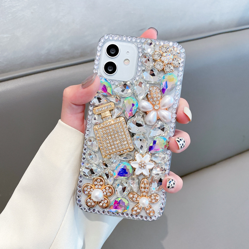 Étuis de luxe en strass 3D pour iPhone 15 14 Pro Max 13 12 11 XR XS X 8 7 6 Plus Soft TPU Shinny Diamond Flower Love Heart Crystal Phone Covers Fashion Girls Back Skin