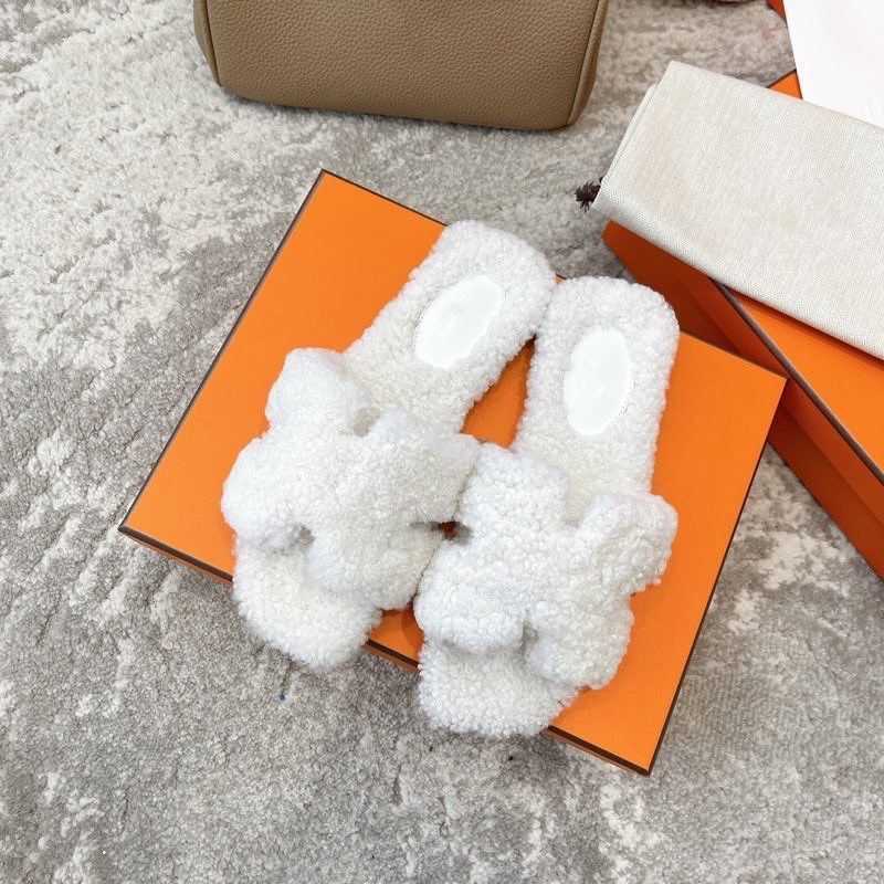 

winter dsigner teddy net sandal bear women designer furry oran wool slipper shoes slippers lamb 2023 red fur one piece flat bottom outer l o