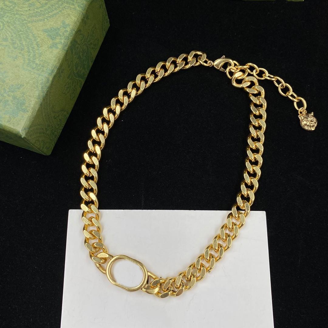 Collana girocollo e bracciale di nuova progettazione bracciali con lettere unisex Fornitura di catena in oro Collana con ciondolo in acciaio inossidabile di alta qualità299q