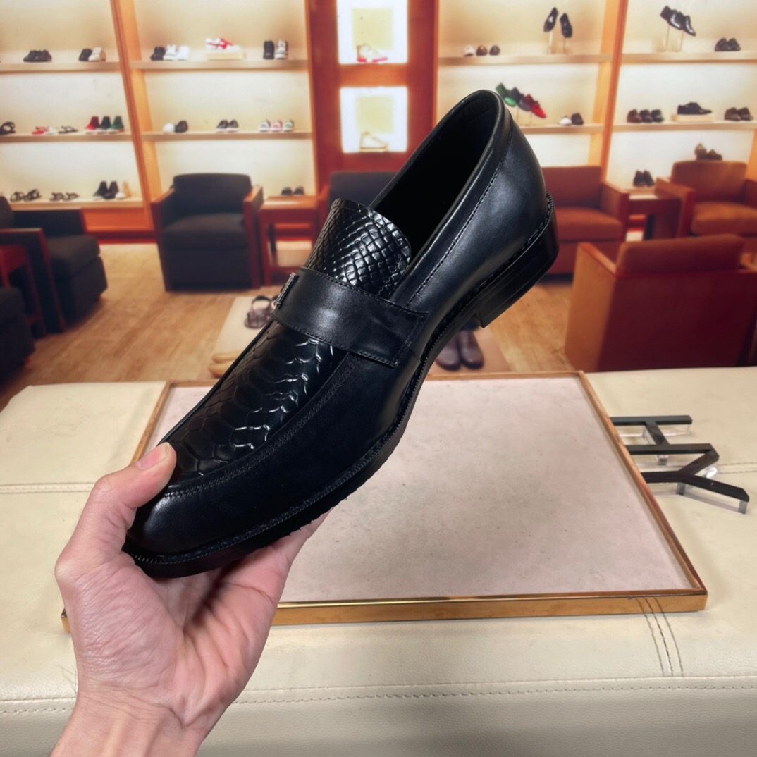 Haute qualité 2023 messieurs chaussures habillées formelles hommes marque concepteur en cuir véritable chaussures hommes affaires Oxfords taille 38-44