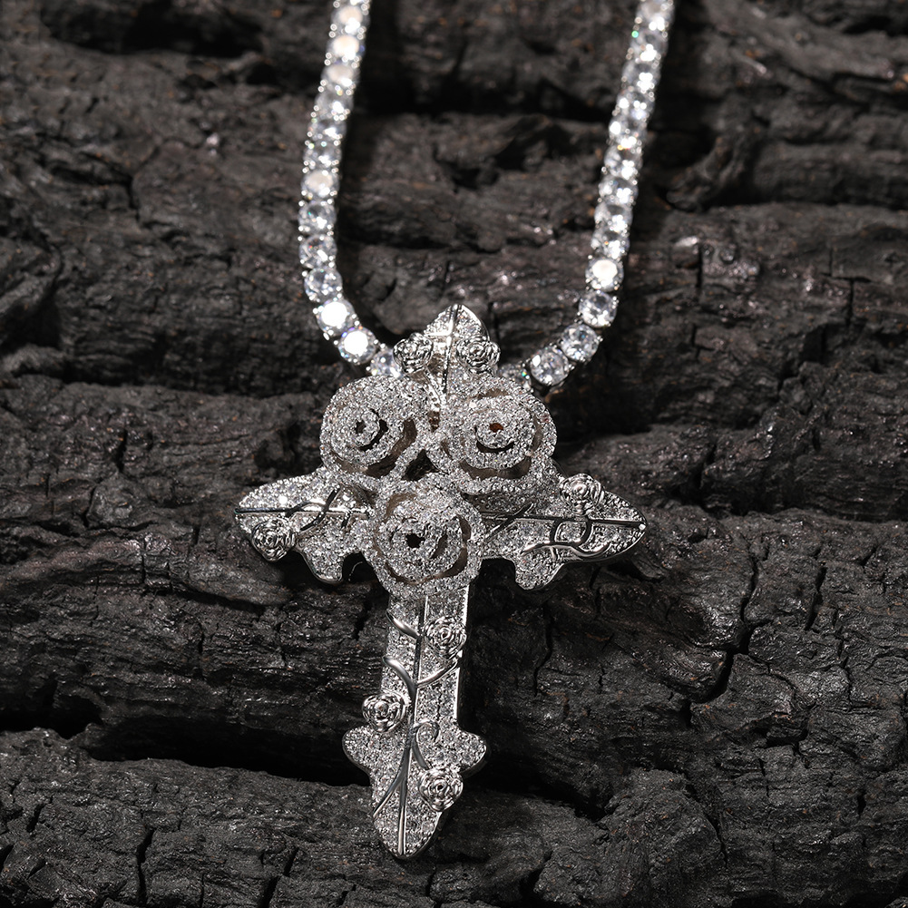 Bling Diamond Stone Rose Flower Cross Pendants Halsband smycken Real 14k Gold Plated Lover Poep Par Religious Jewelry Valentine288K