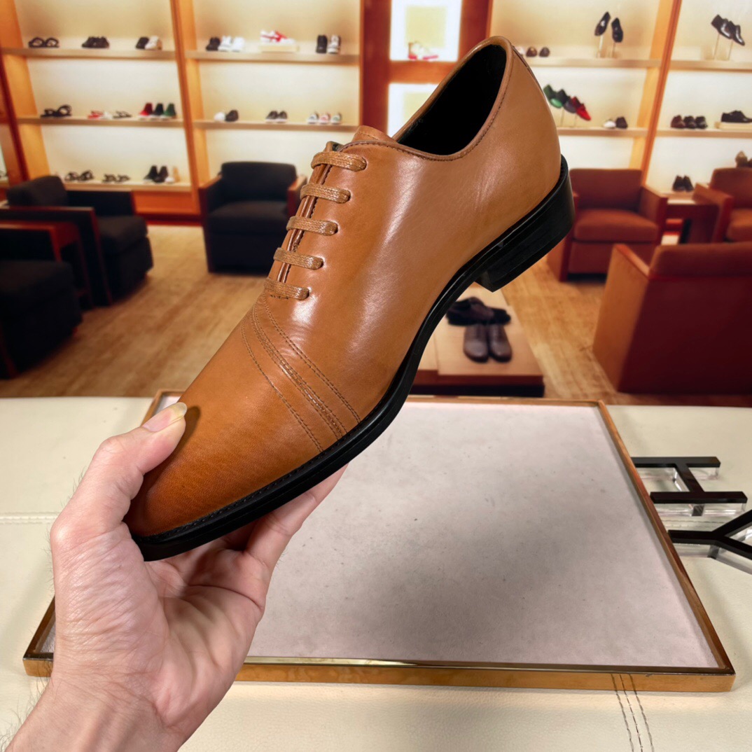 2023 Men Dress Shoes Echt lederen feest Wedding Flats Male klassieke merkontwerper Formele bedrijven Oxfords Maat 38-44