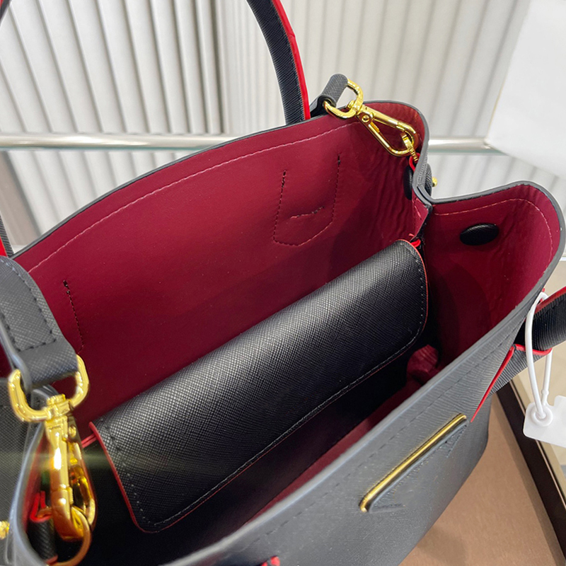 Lüks tasarımcı totes çanta moda çanta kadın omuz çantaları spor çantası crossbody çanta klasik geometrik deri rahat noel fift büyük kapasite çok iyi güzel