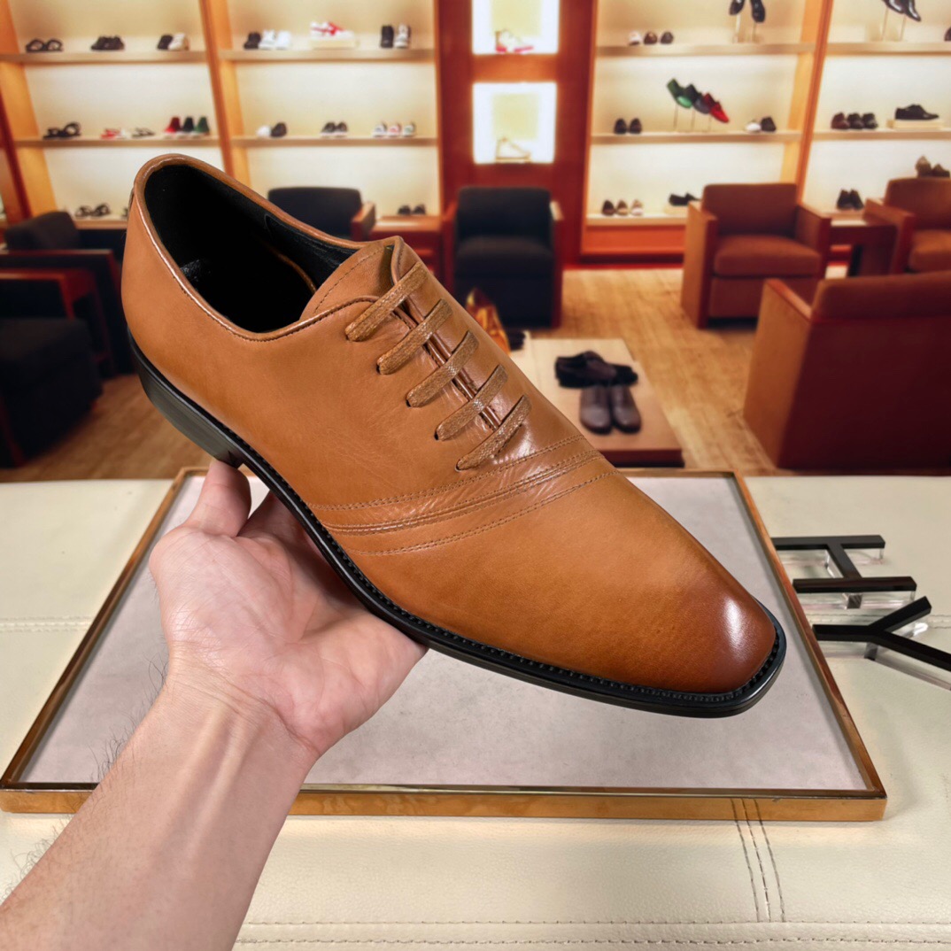 2023 الرجال اللباس أحذية جلدية حقيقية شقق زفاف من الذكور كلاسيكية العلامة التجارية المصمم الرسمي Oxfords الحجم 38-44