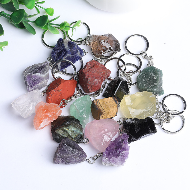 자연 Raw Stone Fluorite Amethyst Key Rings Keychains 보석 석영 구연화 불규칙 석재 펜던트 매력 키링 자동차 장식 Keychain Keyholder