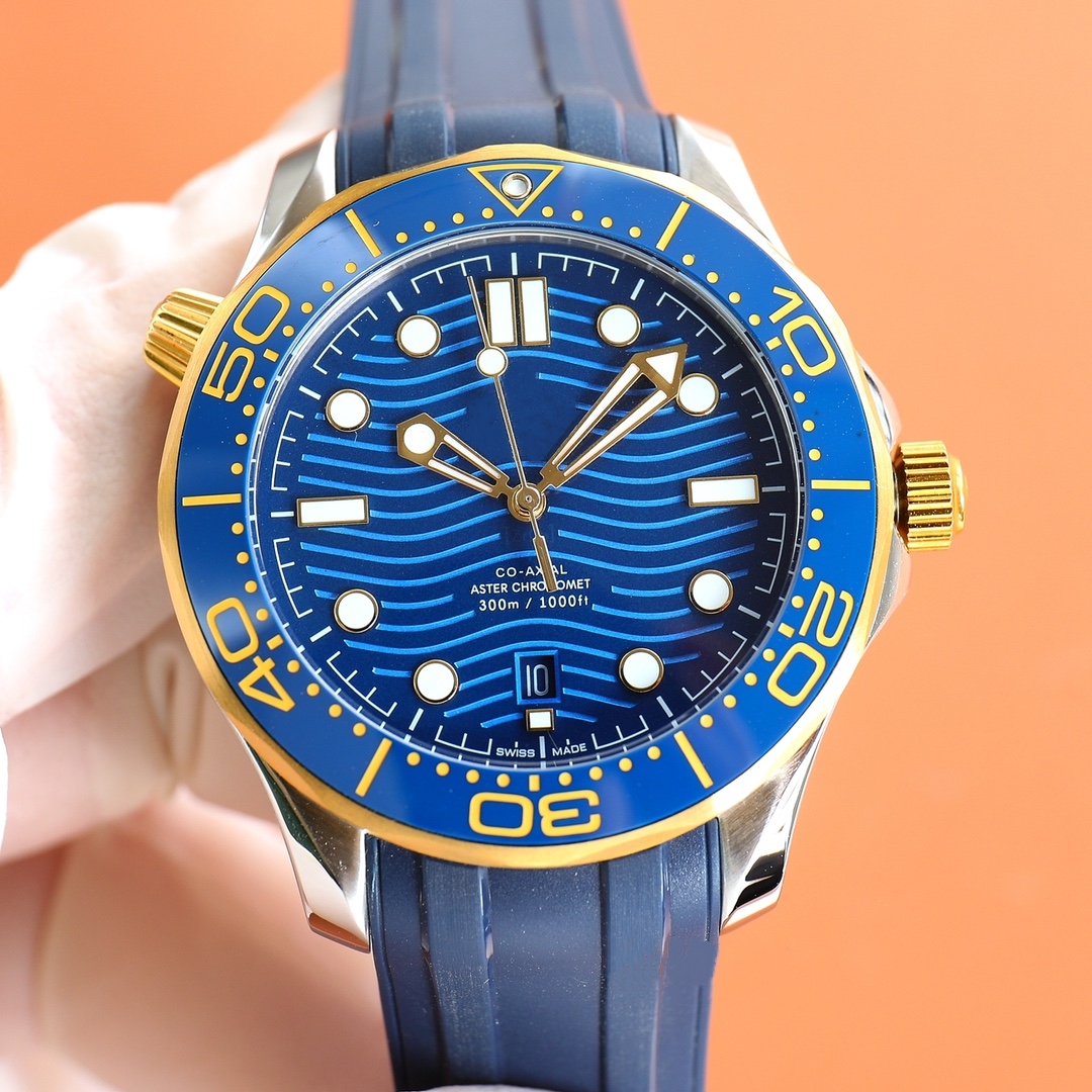 Orologio meccanico da uomo diametro 42 mm tra quadrante oro bocca ad anello in ceramica blu movimento giapponese di altissima qualità orologio subacqueo in gomma a carica automatica