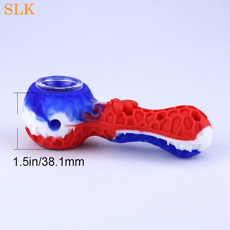 Cost price 4.33 inch cute bee tobacco pipes smoking tobacco dry herb spoon hand pipe with single hole/porous glass bowl & dabber tool