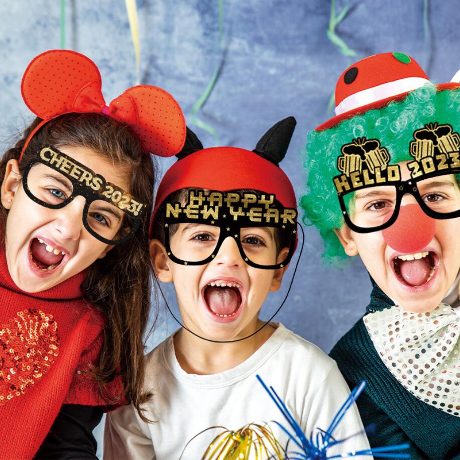 Décoration de fête 2023 Happy New Year Papier Photo Booth Props Cadre Lunettes Ensemble Eve Party Joyeux Noël Décorations Pour La Maison Ornements De Noël