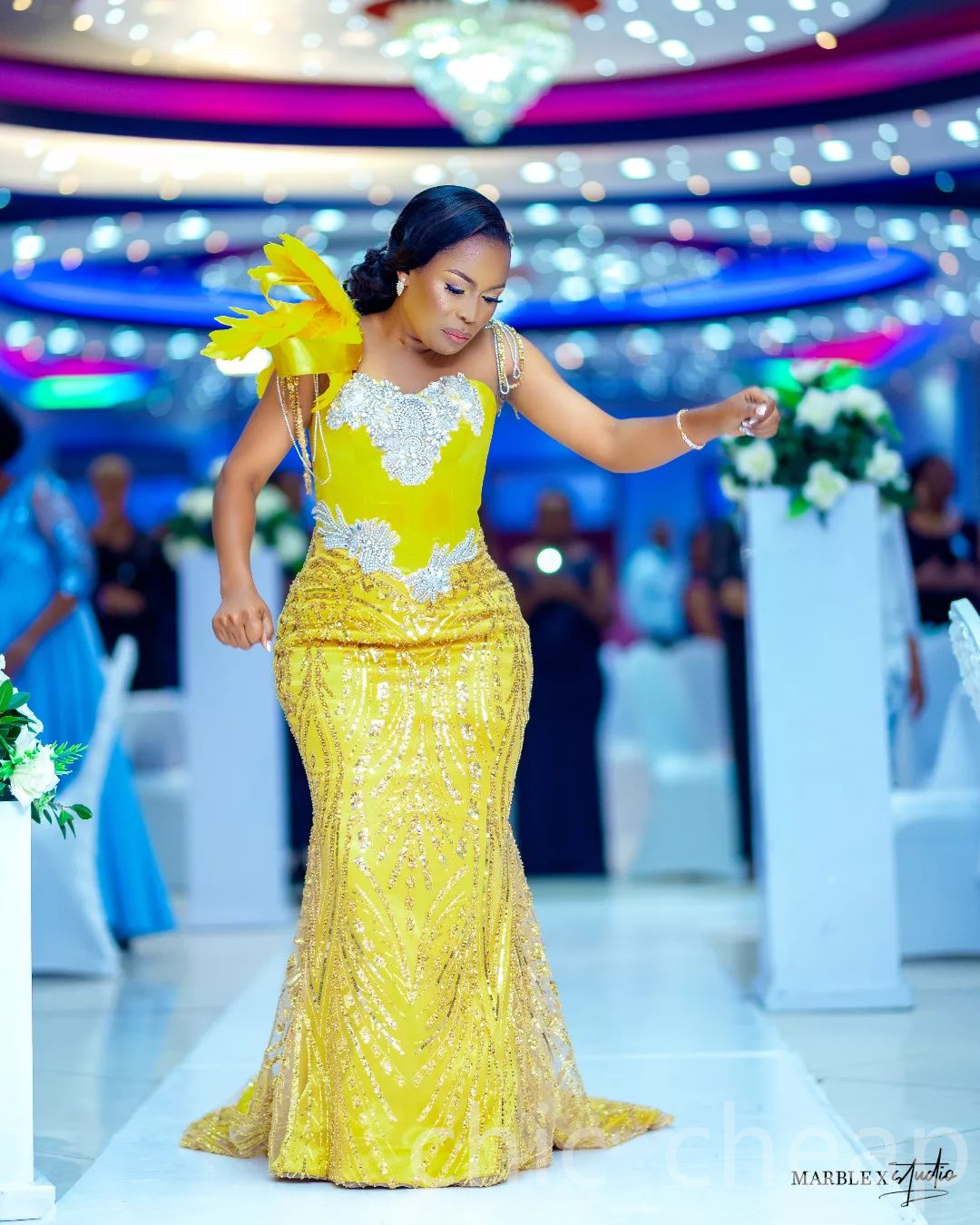 2022 Арабский азо -эби Желтая русалка выпускная платья с бисером кристаллы вечернее формальное формальное вечеринка второй прием с днем ​​рождения платья платья ZJ770