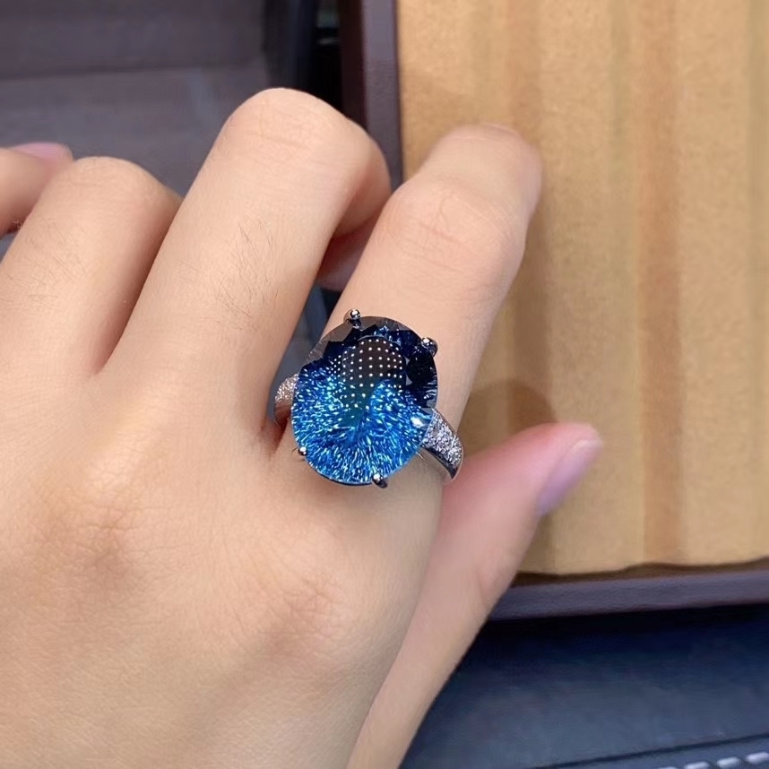 Anéis de casamento tamanho grande 13x18 mm azul topázio gemstone anel na moda para mulheres real 925 prata esterlina jóias finas presente de pedra de aniversário 222221