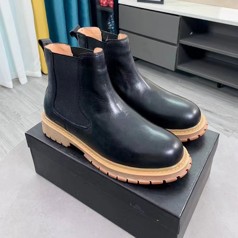 2023 Designer Luxe Heren Chelsea Martin Enkellaarsjes Mode Winter 100% Leer Koude Bescherming Britse Stijl Casual Schoenen Ronde Kop U Schapen Dikke Bodem Laarzen Maten