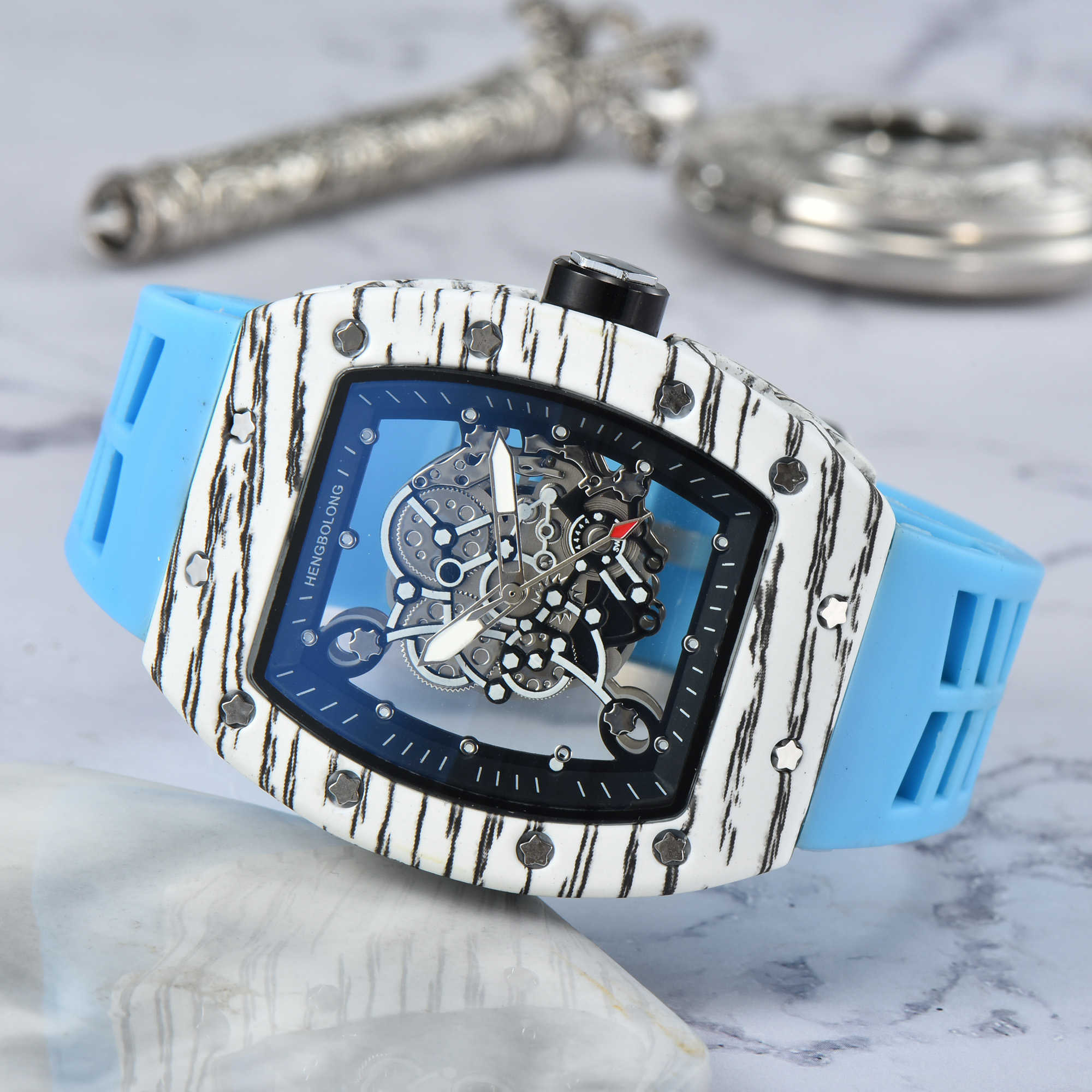 Transparent botten 3-stiften som kör andra herrarna Watch Top Luxury Watch Men's Quartz Automatisk klocka Male Clock2979