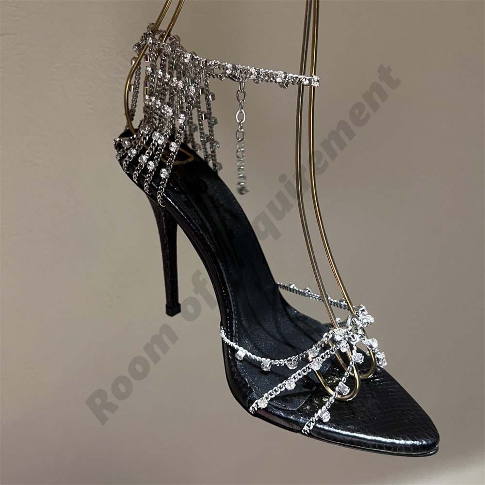 Sapatos de vestido Corrente de metal Crystal Rhinestone Sandals Designer de 10,5 cm de ponta dos pés altos salto salto salto Slingbacks Strap Sapat Sapato 35-42 com caixa