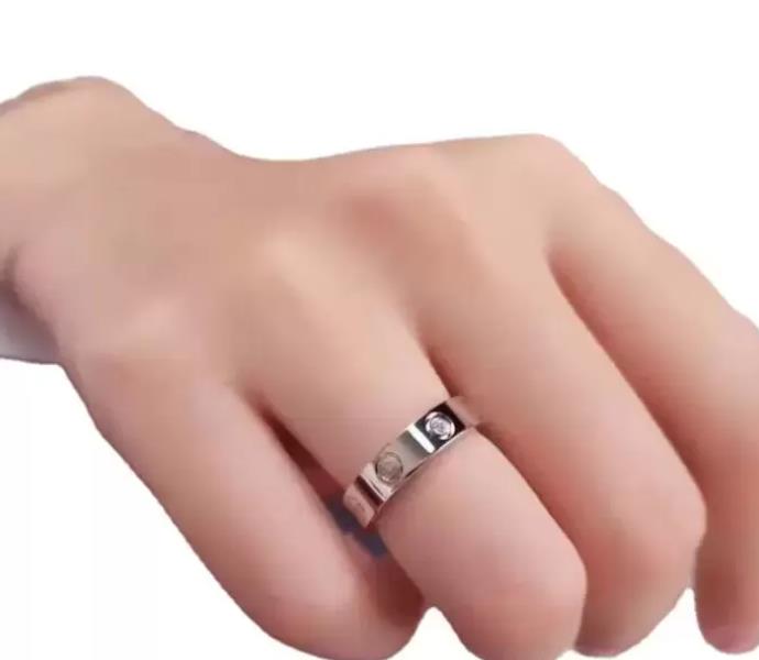 любовь винтовое кольцо мужские кольца классические роскошные дизайнерские украшения женские Титановая сталь Позолоченное Золото Серебро Роза Никогда не увядают влюбленные cou233T