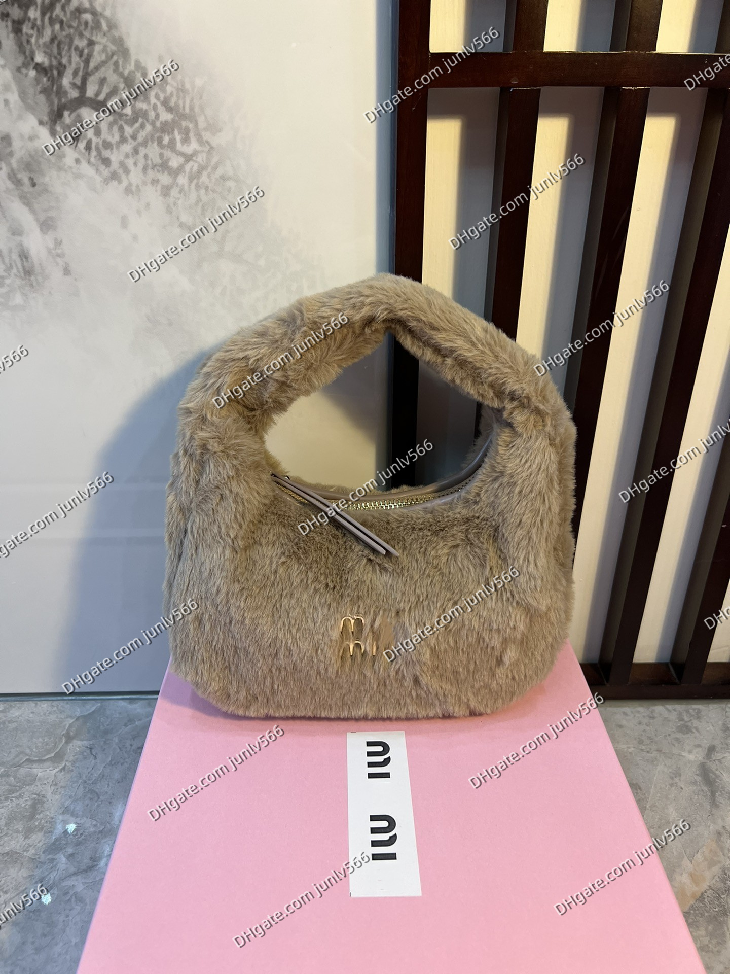 여성 클래식 체인 크로스 바디 백 Mi Wander Sheepskin Mini Hobo Totes 지갑 럭셔리 디자이너 숄더 백 패션 캐주얼 핸드백