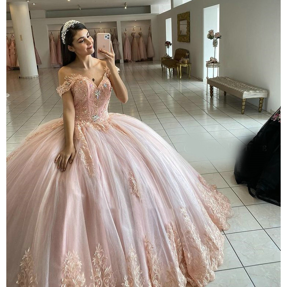 2022 Pink Quinceanera Dresses Ball Gown Off Shoulder Lace Appliques Crystal Beads Corset Back Tulle Princess Dress Sweet 16 Vestido De 15 Anos Quinceanera