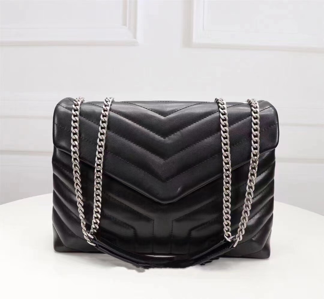 حقيبة الكتف اليدوية الفاخرة العلامة التجارية على شكل Y Seam Seam Leather Ladies Metal Chain عالية الجودة رسول Clamshell Messenger