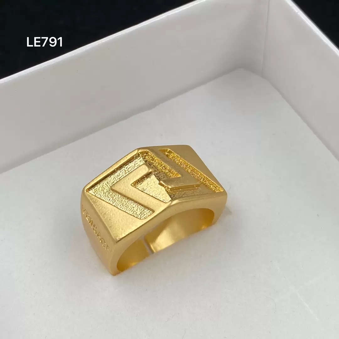 Fashion Wedding Rings V letter ladies Diamonds Ring Banshee Medusa head portrait 18K gold plated women Designer Jewelry Birthday F3056