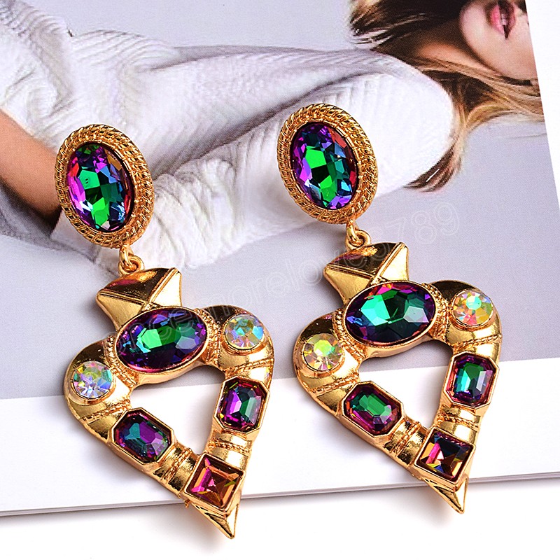 Boucles d'oreilles longues en métal et cristal coloré, accessoires de bijoux à la mode pour femmes, boucles d'oreilles en forme de cœur