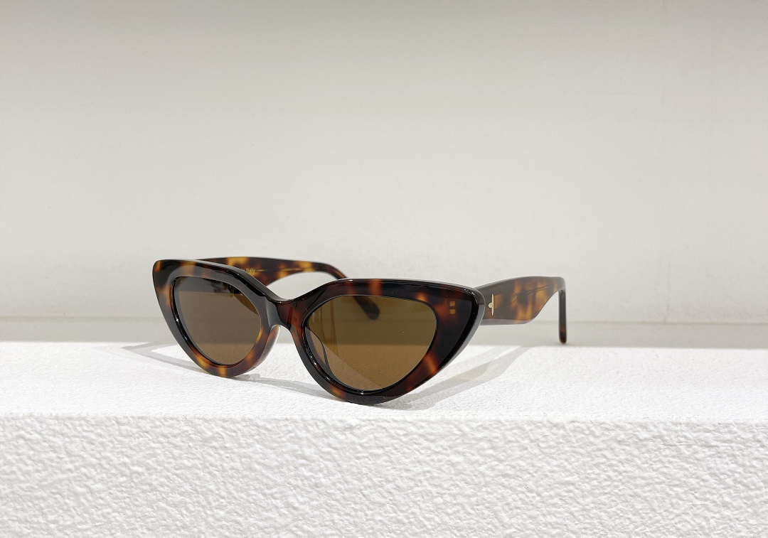 Glänzende schwarze graue Cateye-Sonnenbrille für Damen, Designer-Sonnenschutz, Occhiali da sole Pupular Styles285F